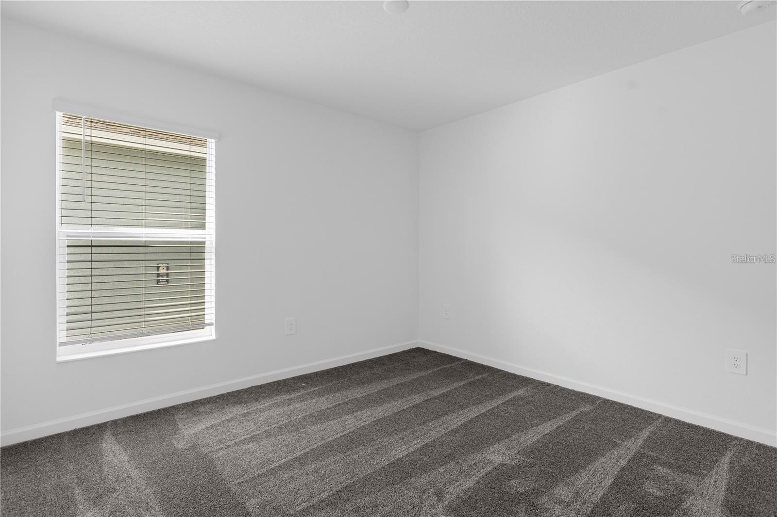 Image 15 of 26 For 269 Lawson Avenue