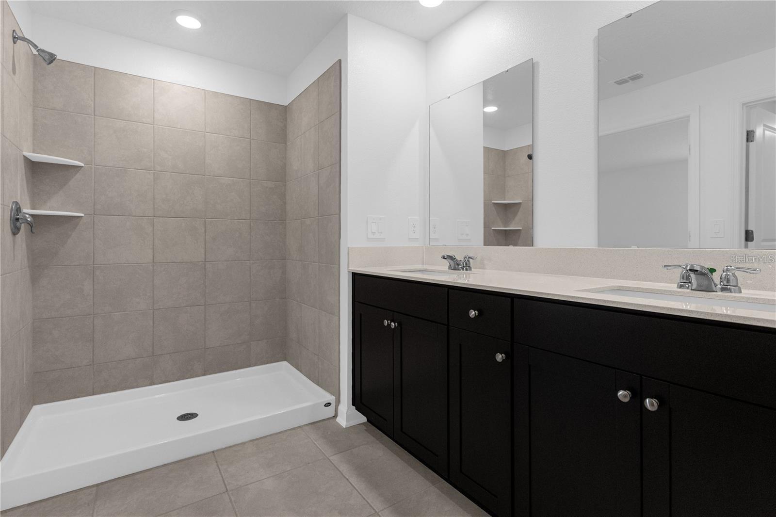 Image 20 of 26 For 269 Lawson Avenue