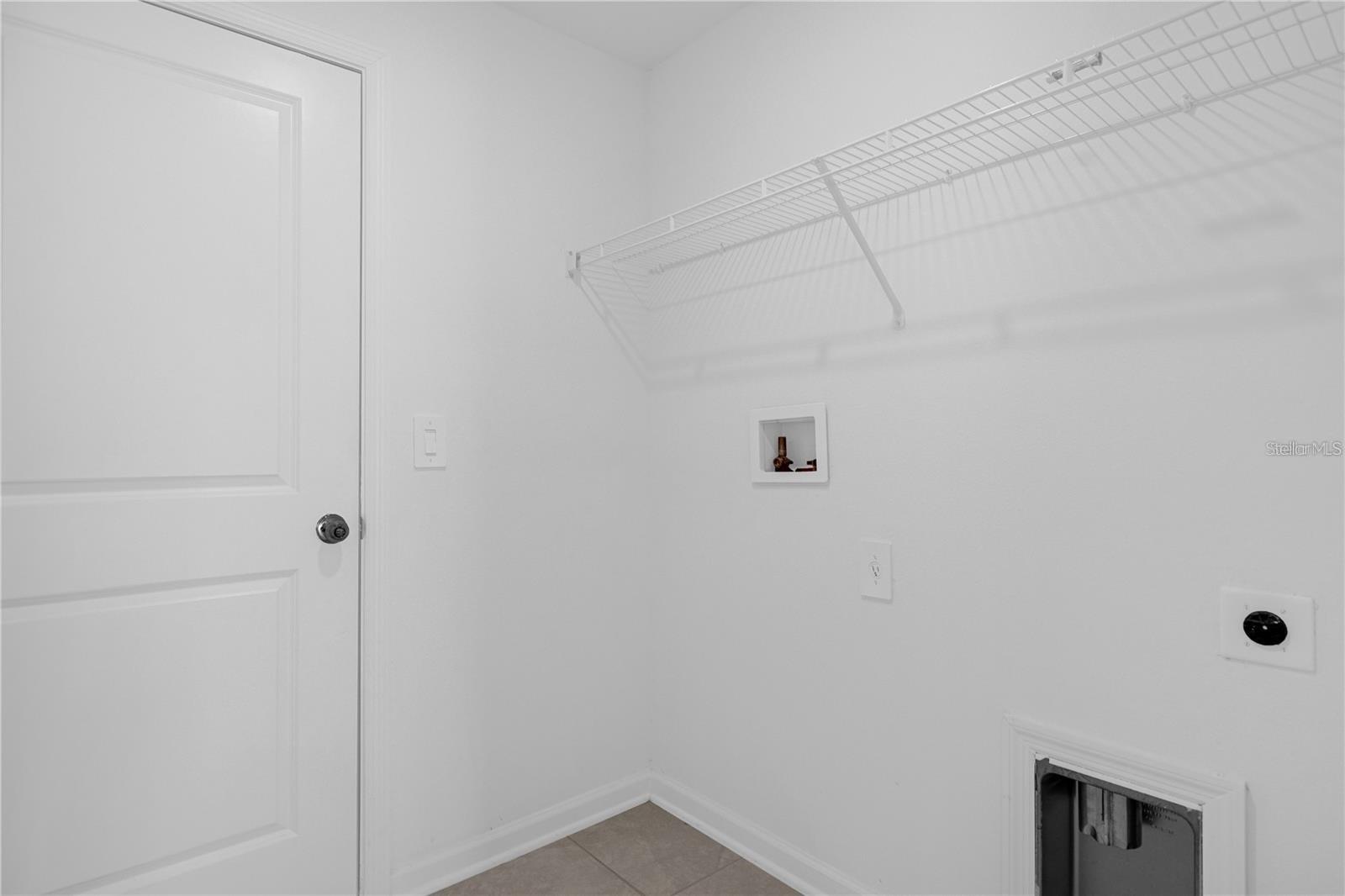 Image 21 of 26 For 269 Lawson Avenue