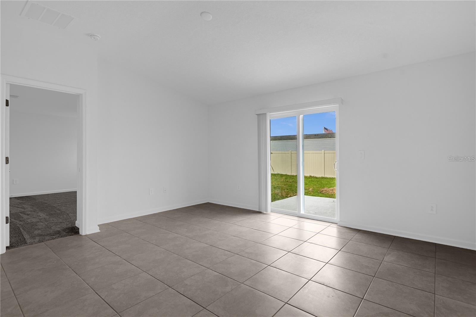 Image 9 of 26 For 269 Lawson Avenue