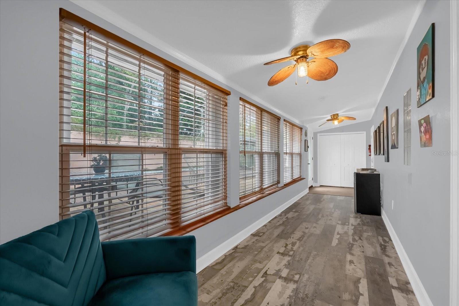 Image 7 of 23 For 107 Ivanhoe Boulevard