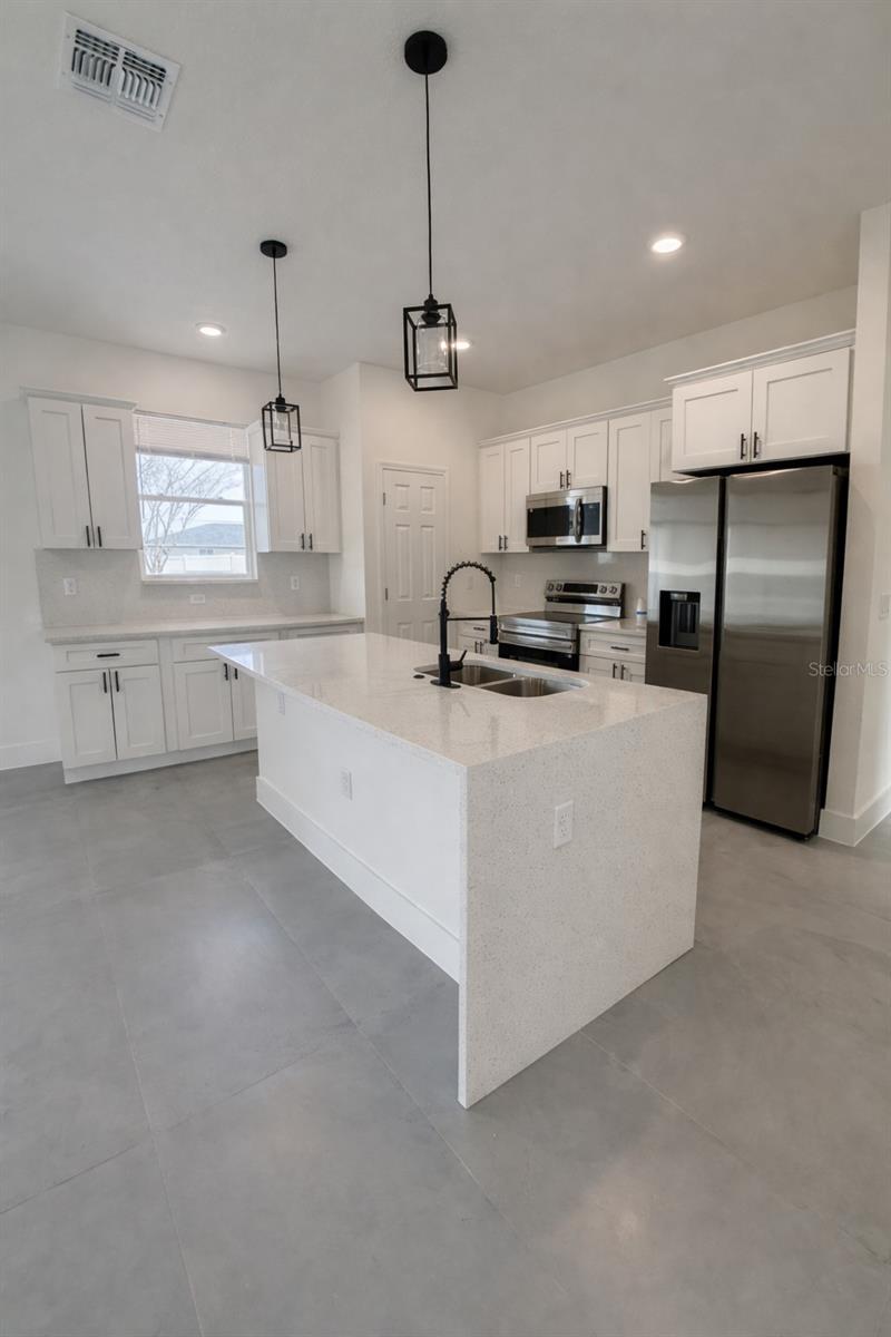 Image 8 of 24 For 4837 138th Lane