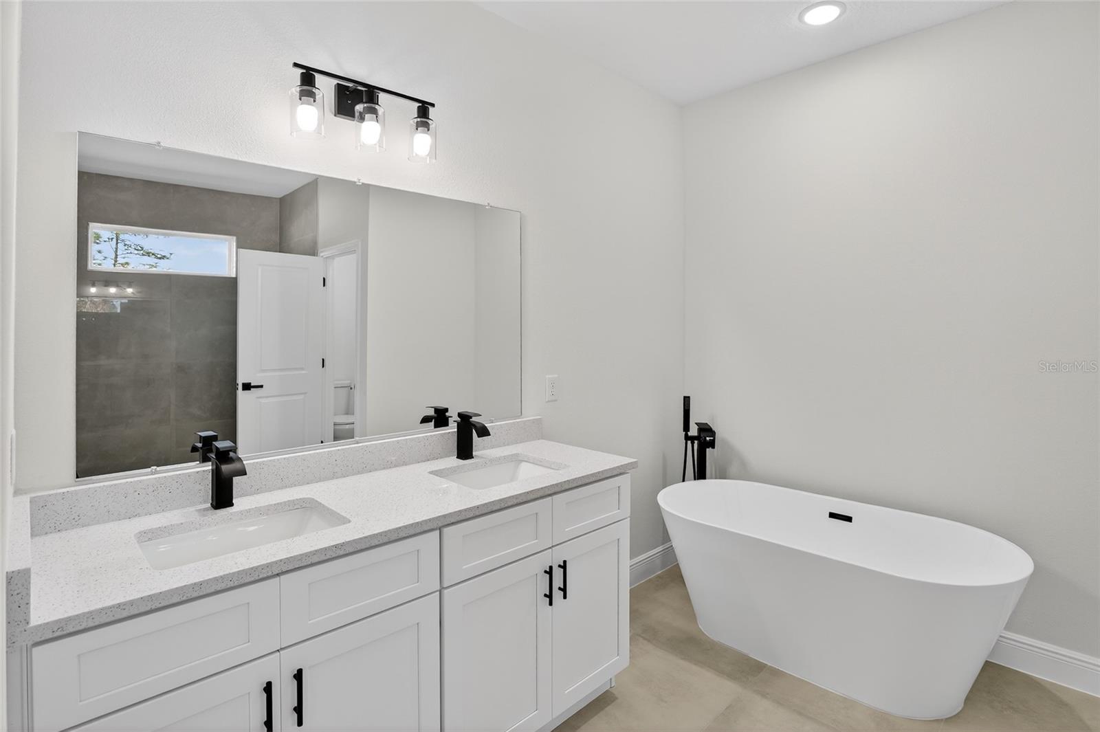 Image 13 of 24 For 7945 Janeaux Drive