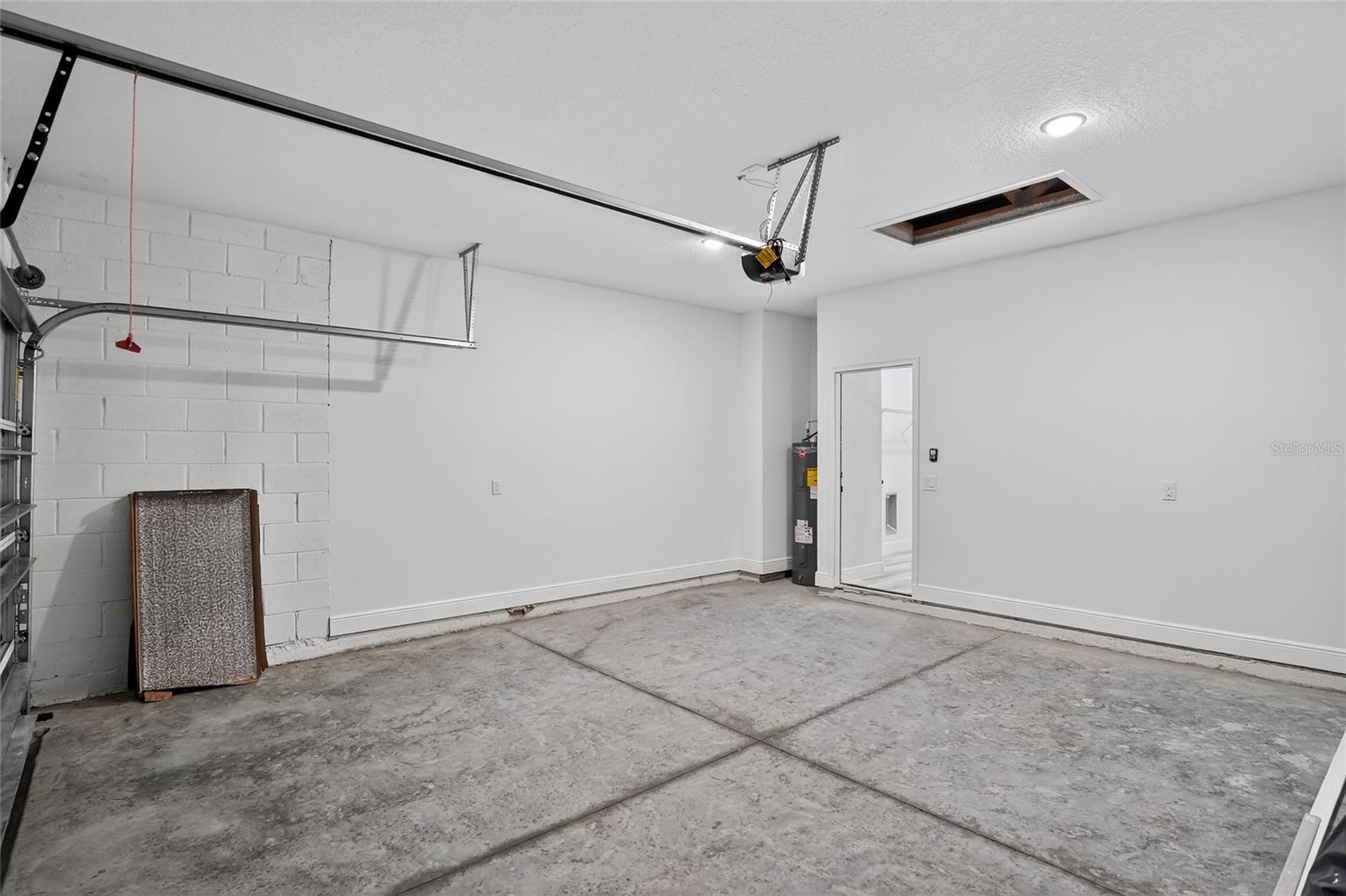 Image 21 of 24 For 7945 Janeaux Drive