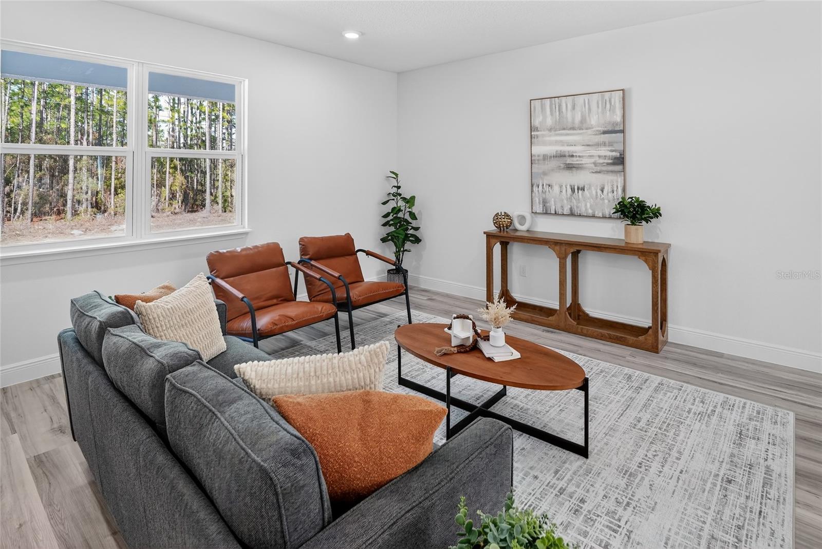 Image 4 of 24 For 7945 Janeaux Drive