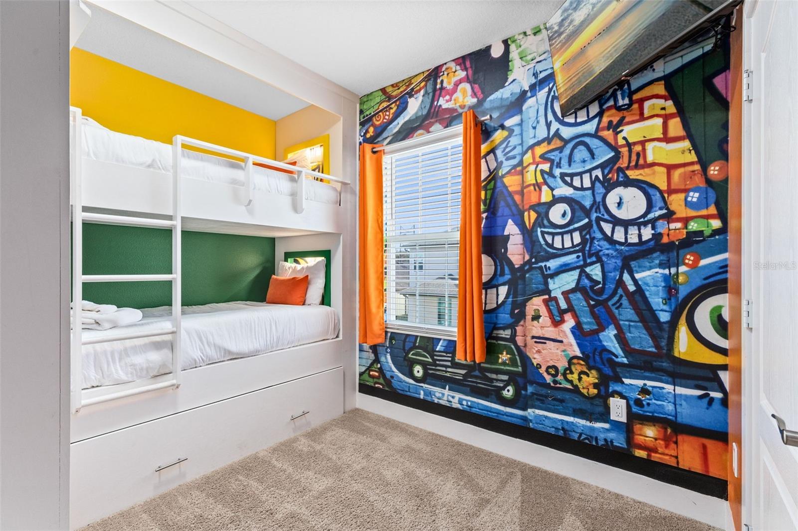 Image 23 of 32 For 7962 Haverhill Way