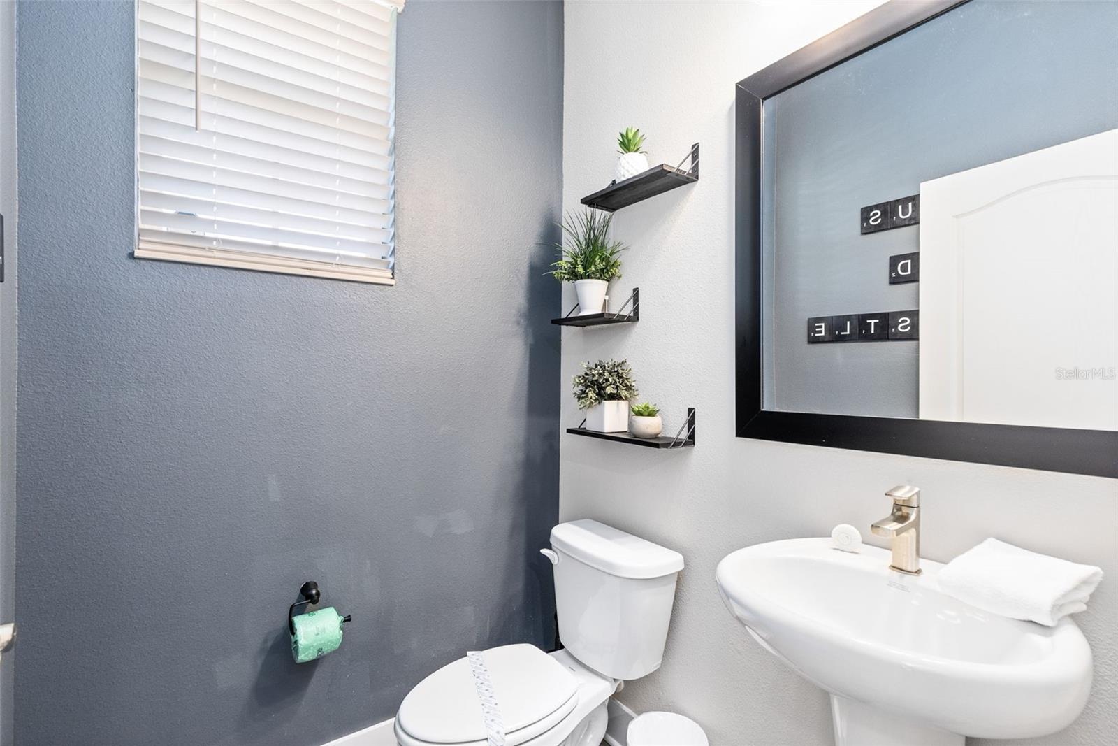 Image 25 of 32 For 7962 Haverhill Way