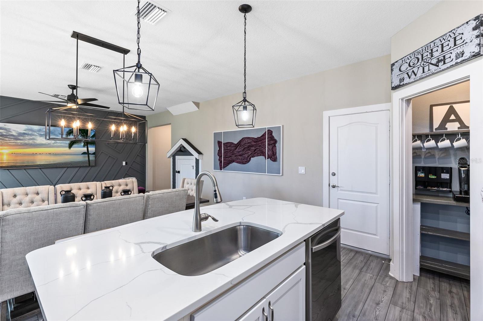 Image 5 of 32 For 7962 Haverhill Way