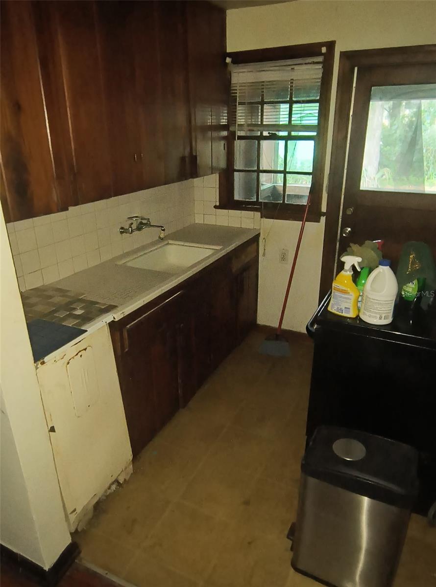 Image 4 of 11 For 66 33rd Street