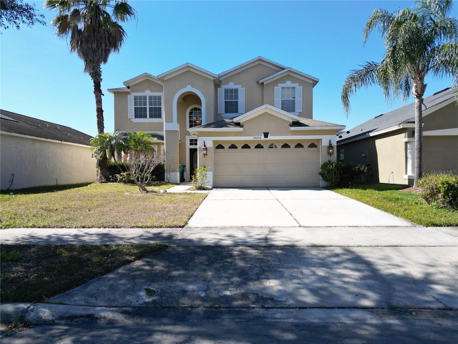 Image 4 of 37 For 10216 Oak Crest Road