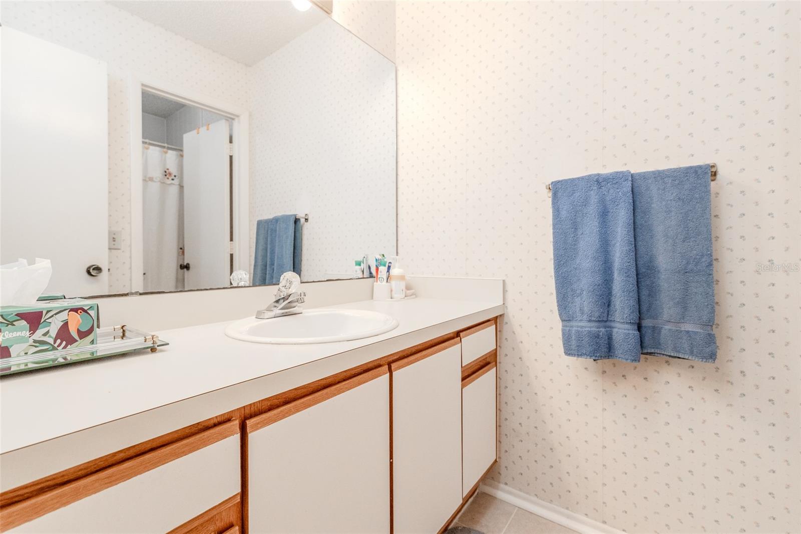 Image 18 of 34 For 7720 Colebrook Drive