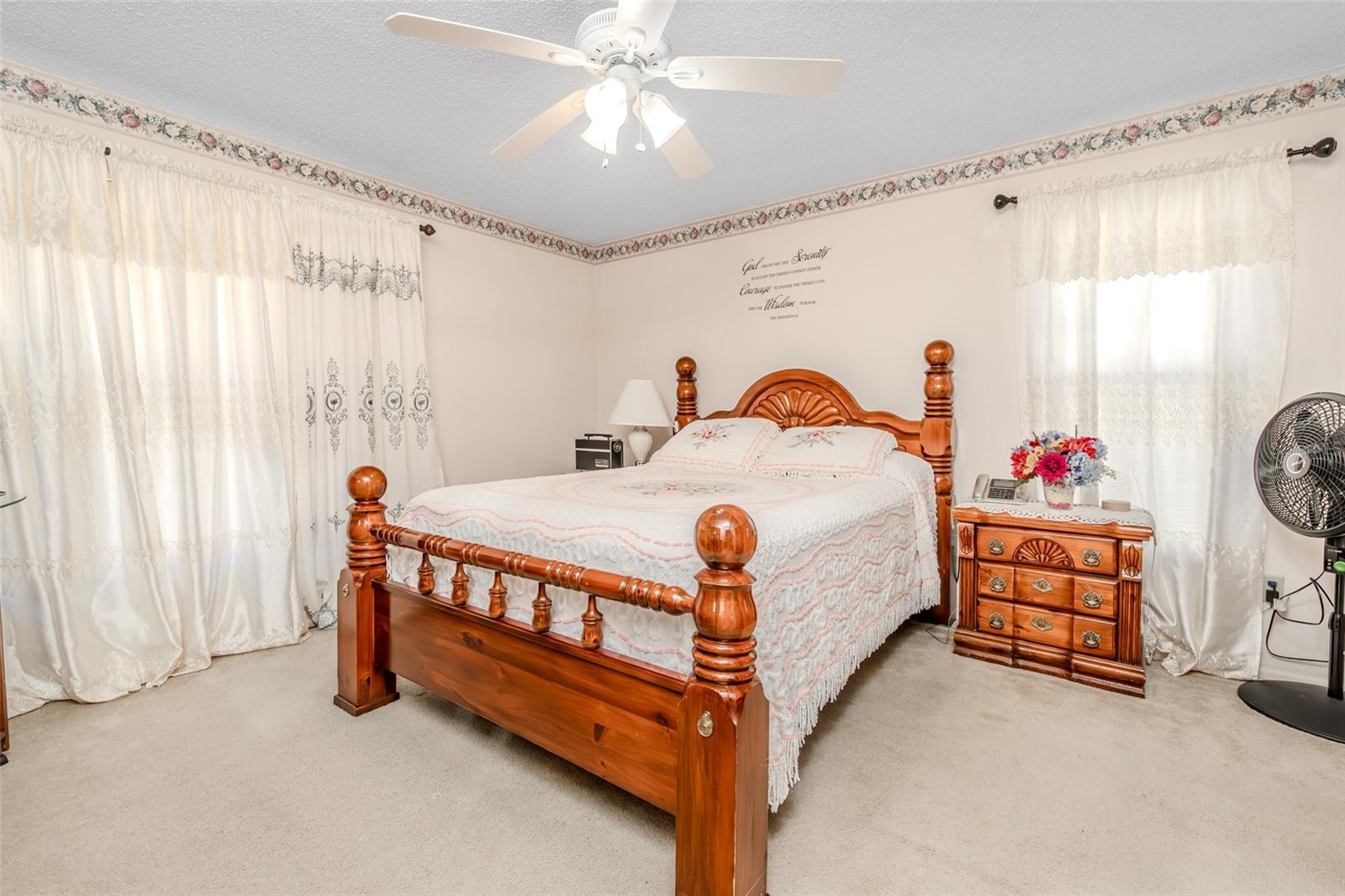 Image 8 of 34 For 7720 Colebrook Drive