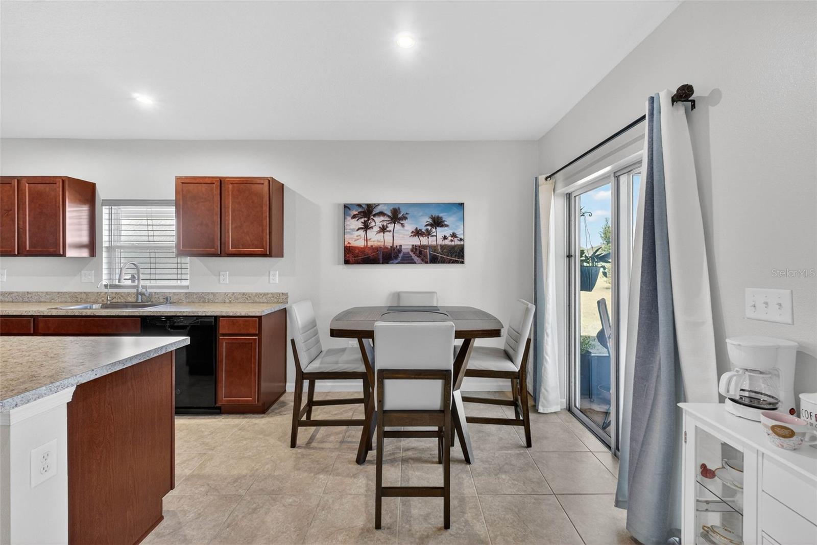 Image 11 of 58 For 563 Eagle Landing Boulevard