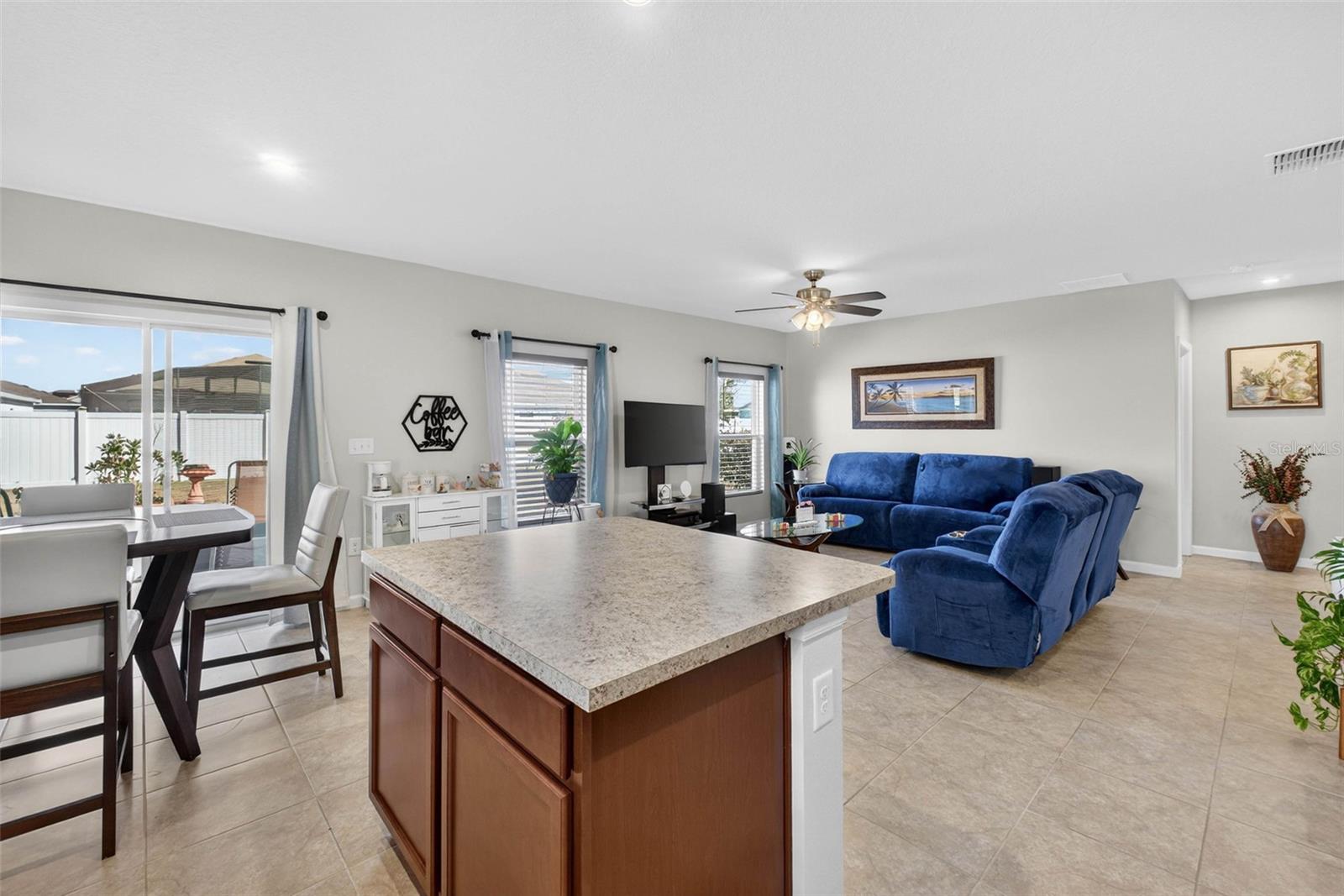 Image 5 of 58 For 563 Eagle Landing Boulevard