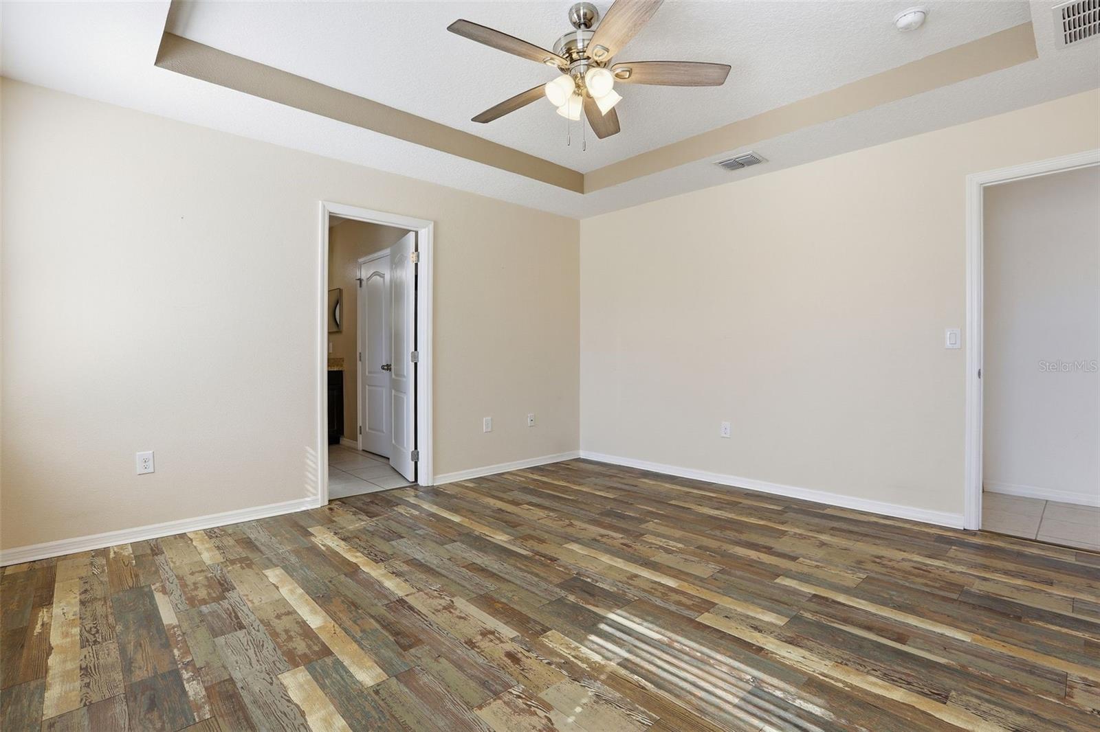 Image 16 of 43 For 15290 Aquarius Way