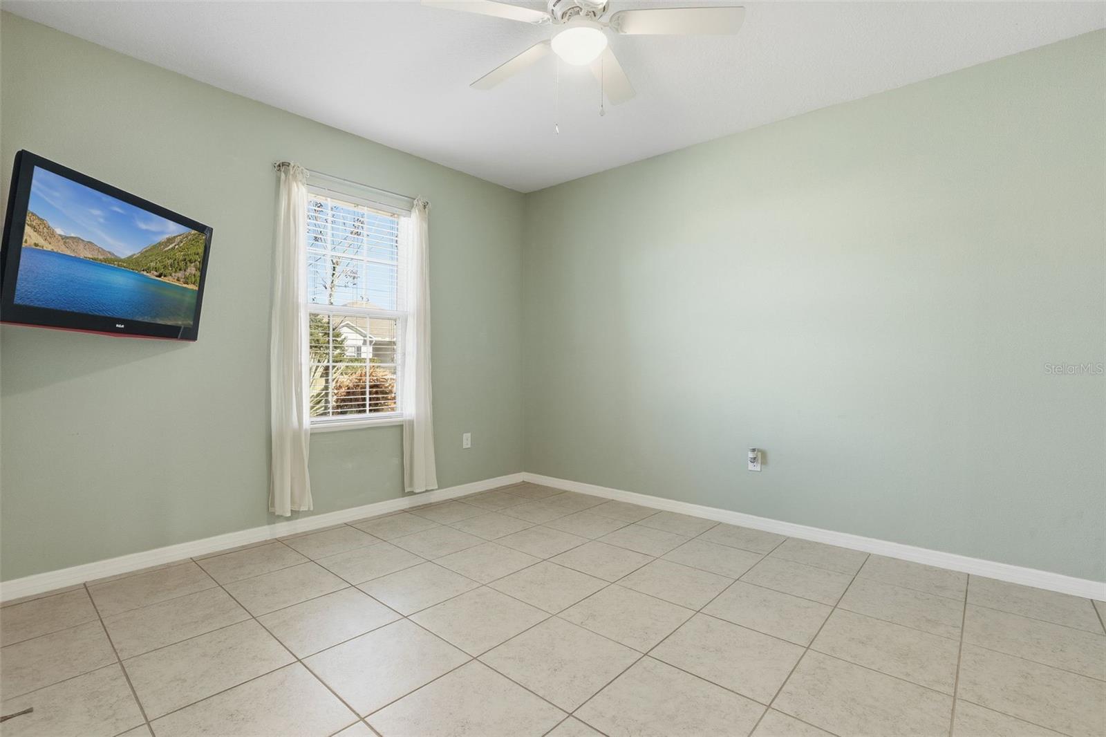 Image 4 of 43 For 15290 Aquarius Way