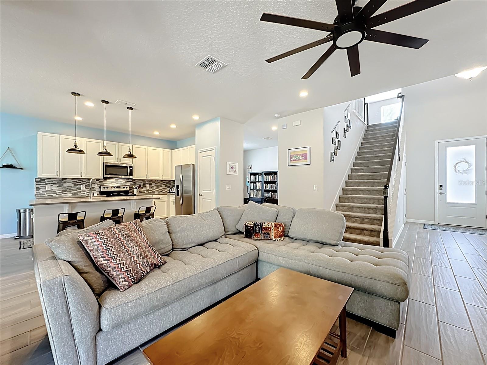 Image 4 of 47 For 3808 Corona Court