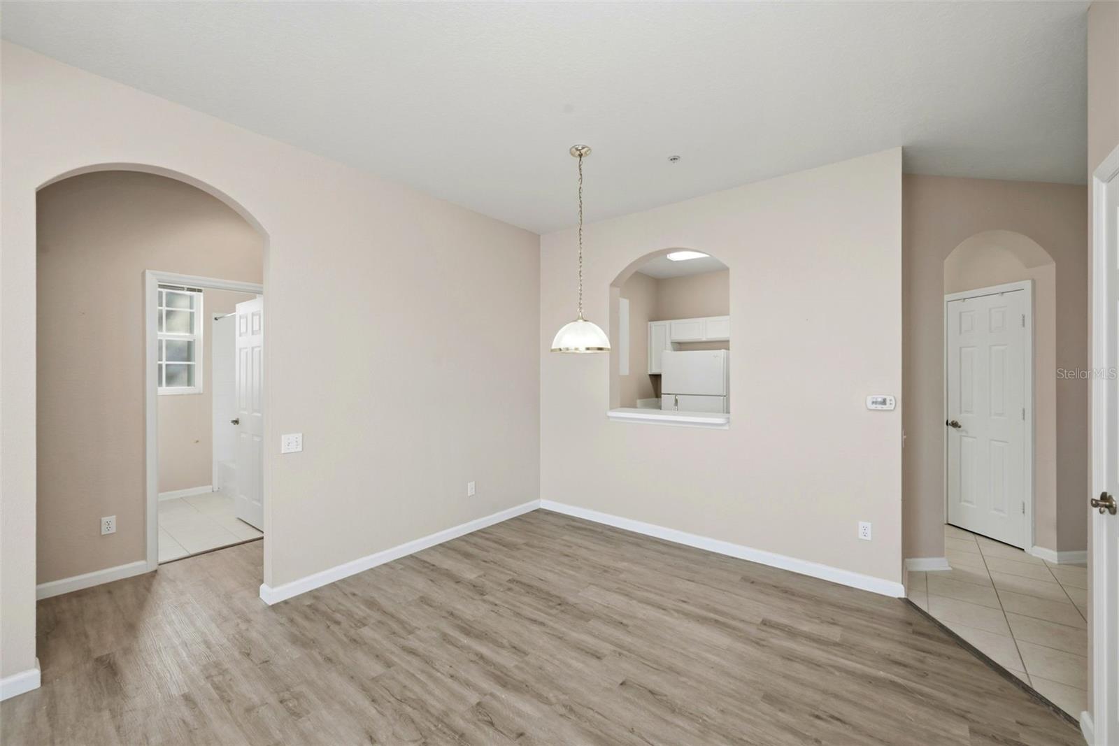 Image 10 of 32 For 7123 Yacht Basin Avenue 317