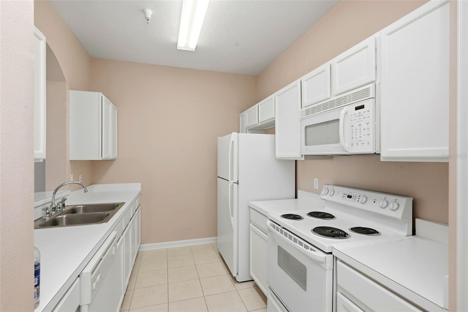 Image 12 of 32 For 7123 Yacht Basin Avenue 317