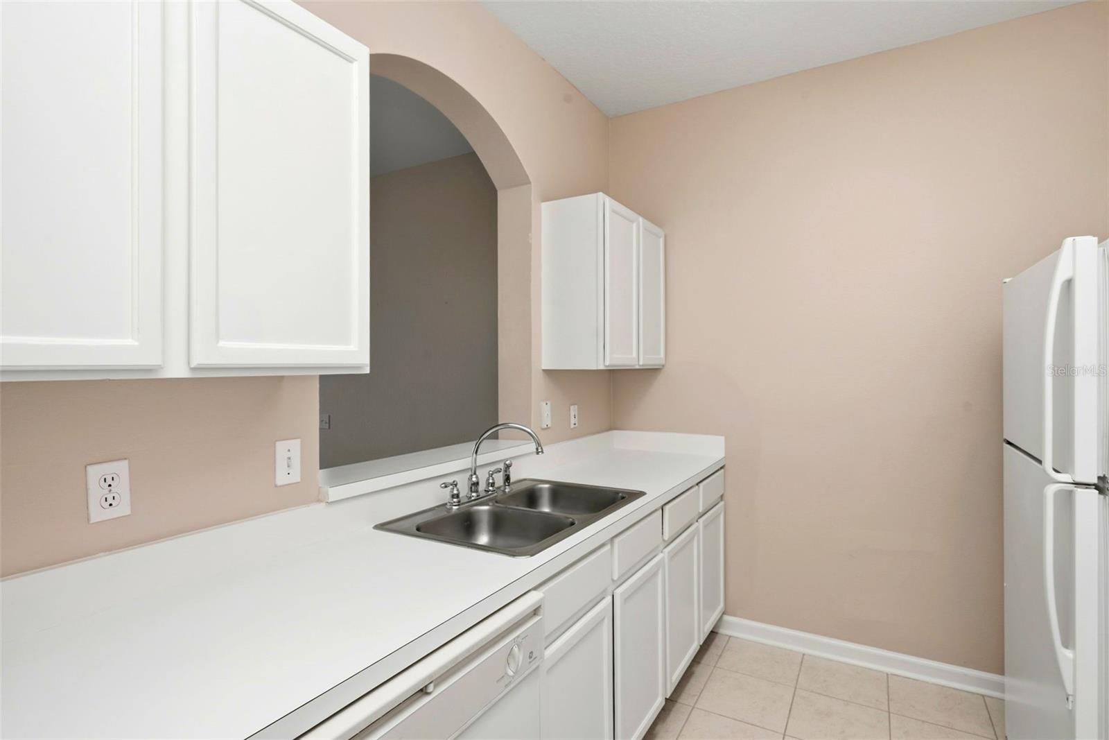 Image 13 of 32 For 7123 Yacht Basin Avenue 317