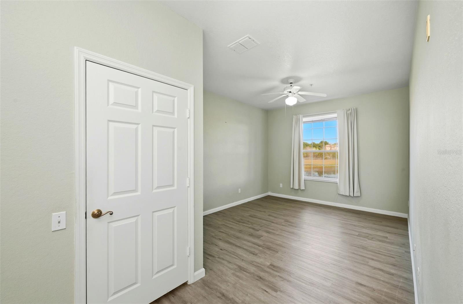 Image 17 of 32 For 7123 Yacht Basin Avenue 317