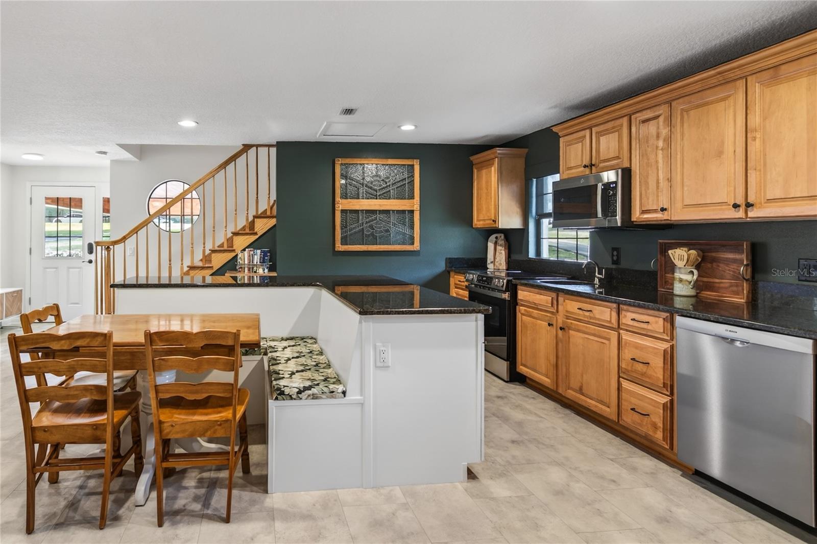 Image 19 of 73 For 17025 Peru Road