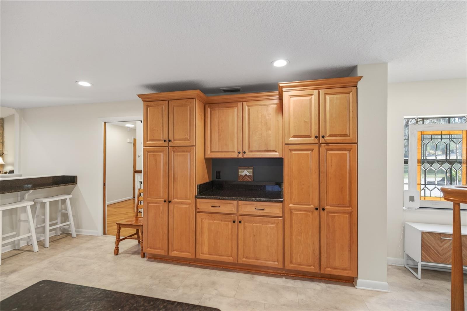 Image 24 of 73 For 17025 Peru Road