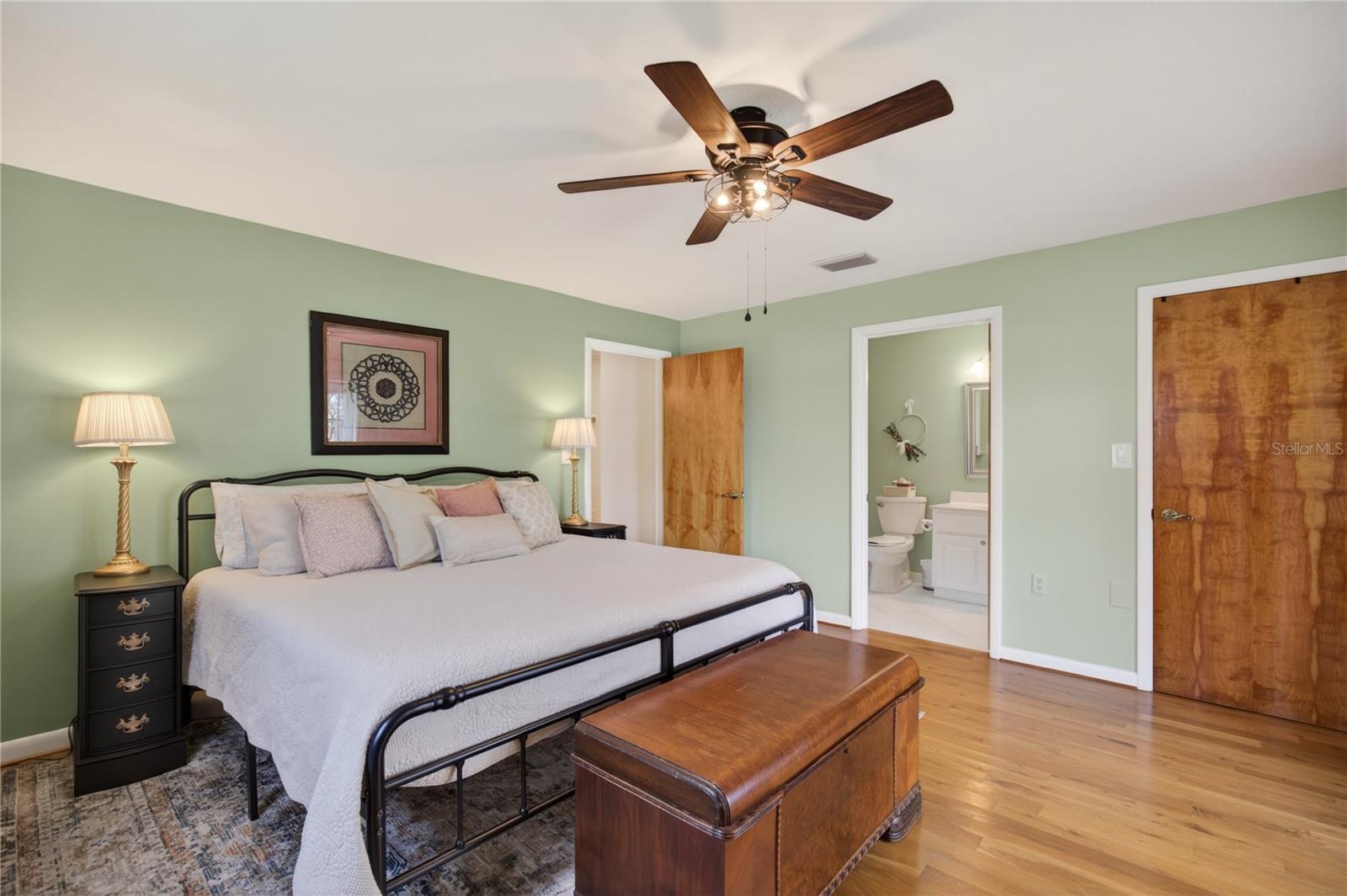 Image 44 of 73 For 17025 Peru Road