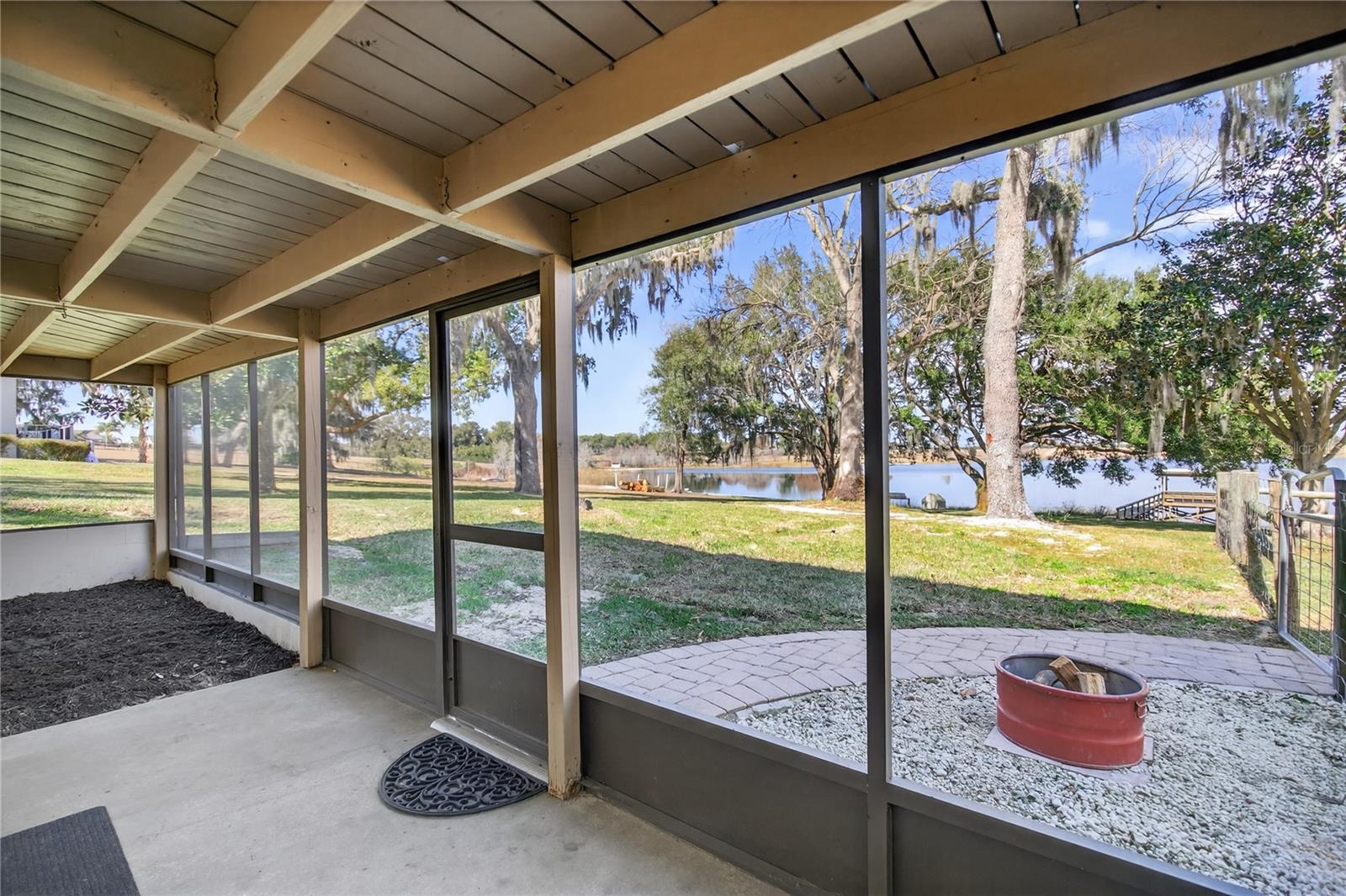 Image 56 of 73 For 17025 Peru Road