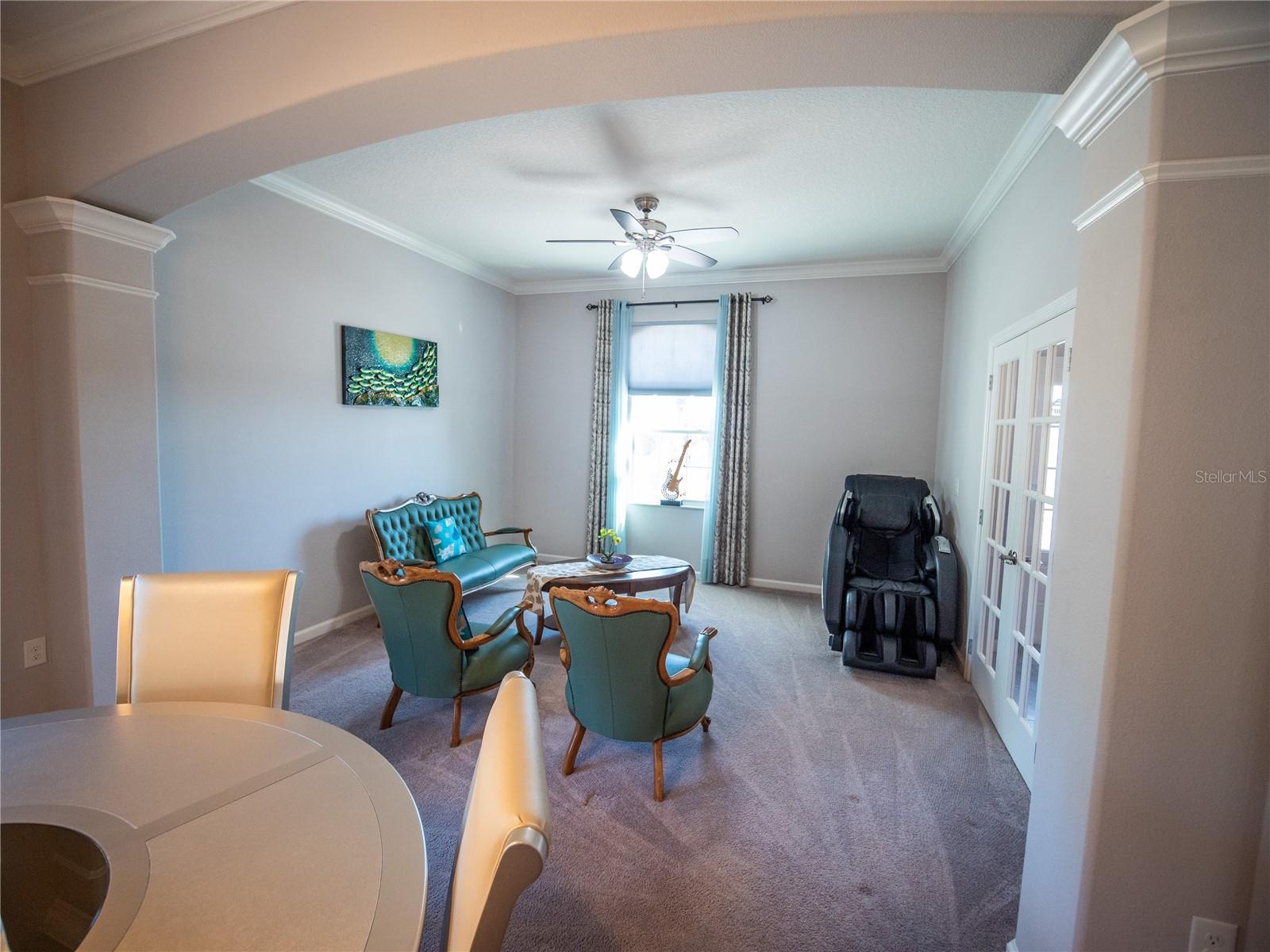 Image 4 of 33 For 12831 Colonnade Circle