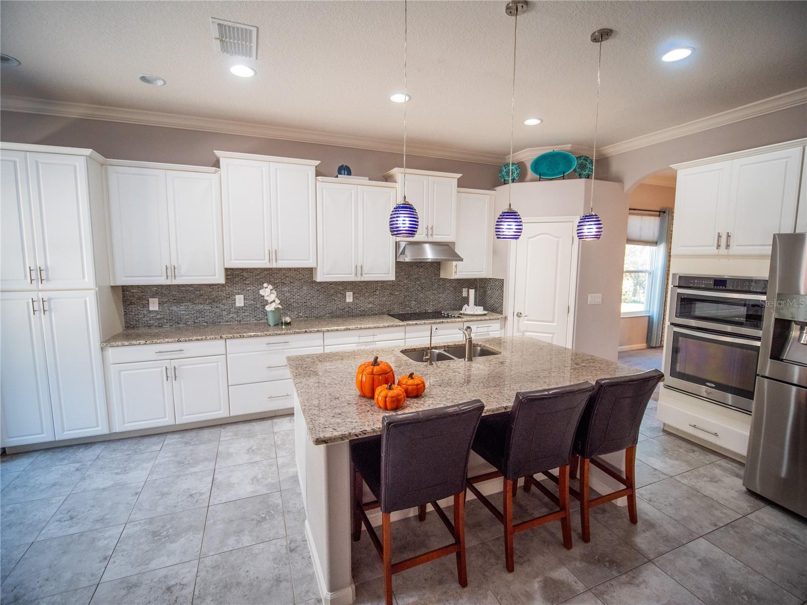 Image 9 of 33 For 12831 Colonnade Circle