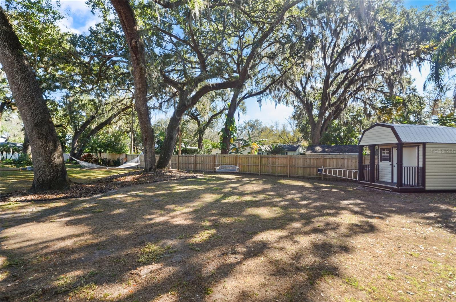 Image 31 of 32 For 1304 Golfview Street