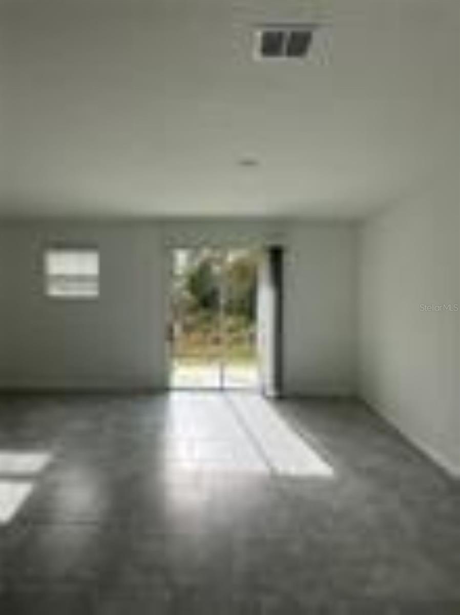 Image 7 of 9 For 7644 Stone Creek Trail