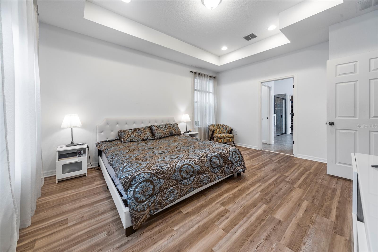 Image 17 of 38 For 8767 Iron Mountain Trail