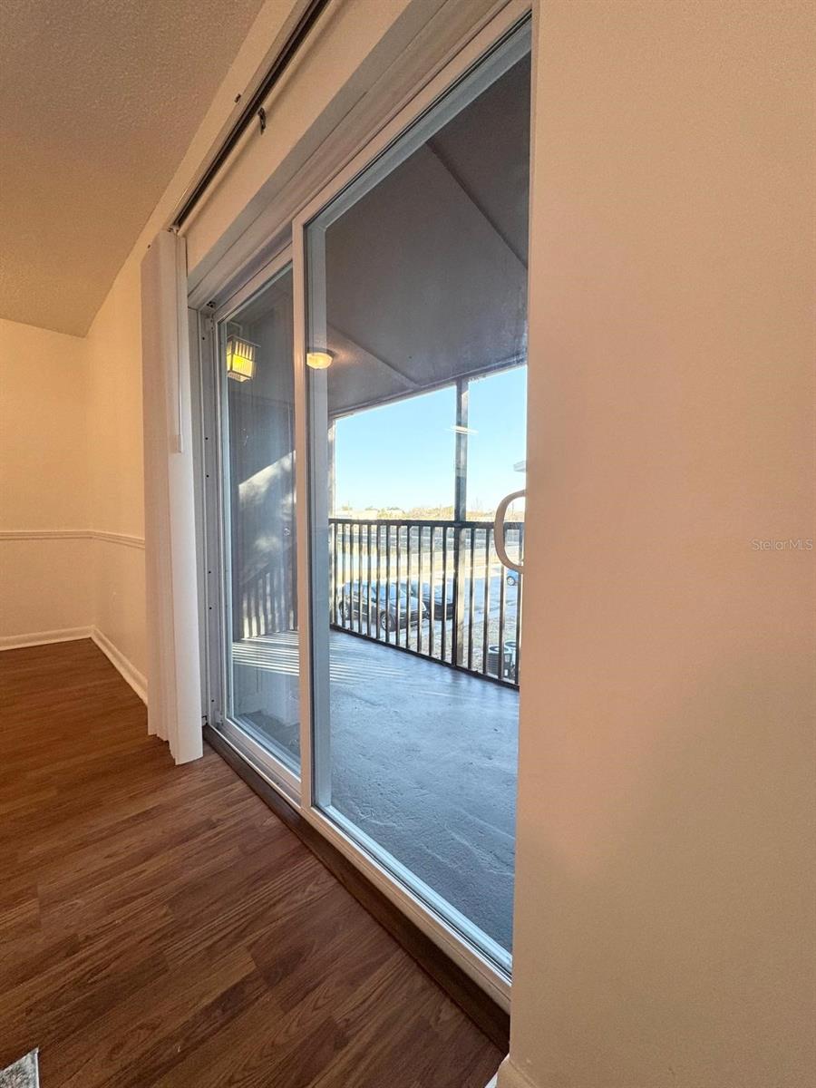 Image 22 of 25 For 2535 Alafaya Trail 68