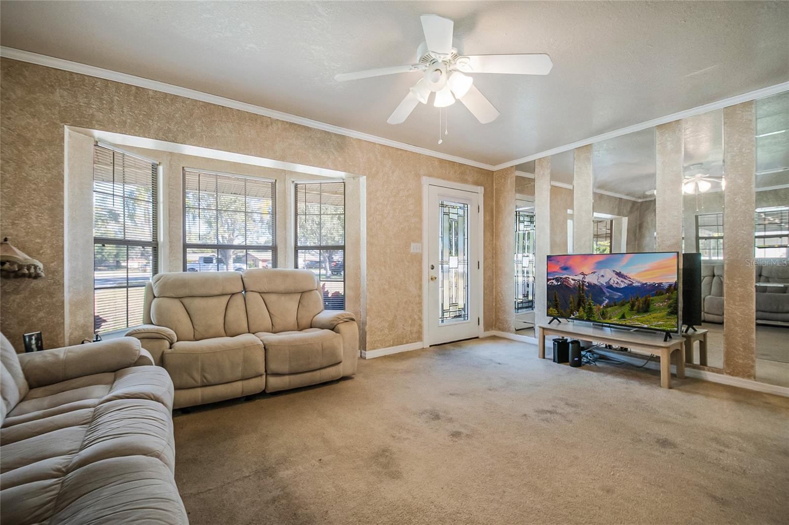 Image 21 of 51 For 1740 Neptune Road