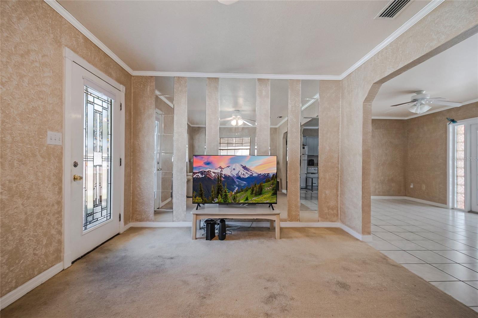 Image 22 of 51 For 1740 Neptune Road