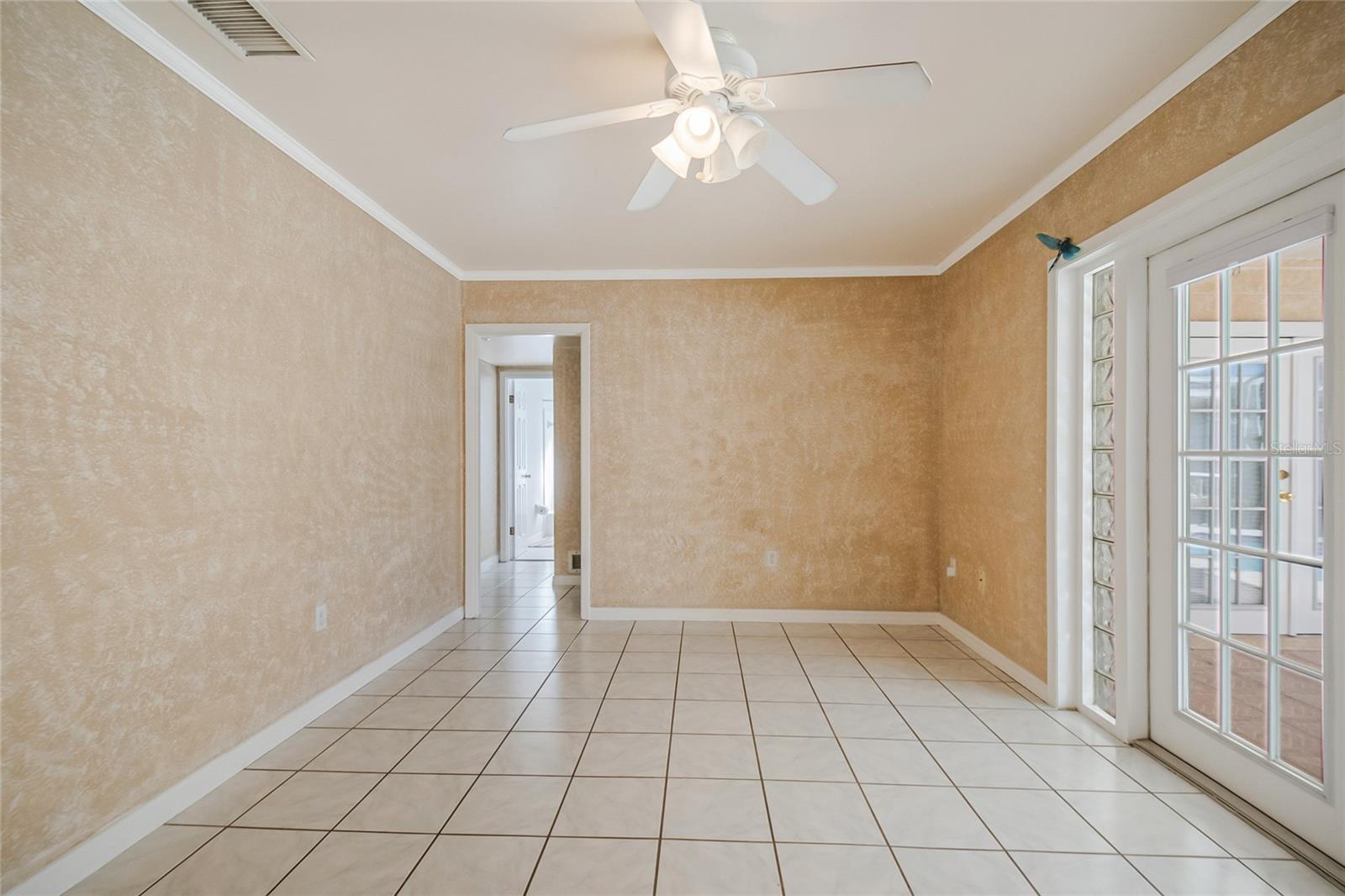 Image 32 of 51 For 1740 Neptune Road