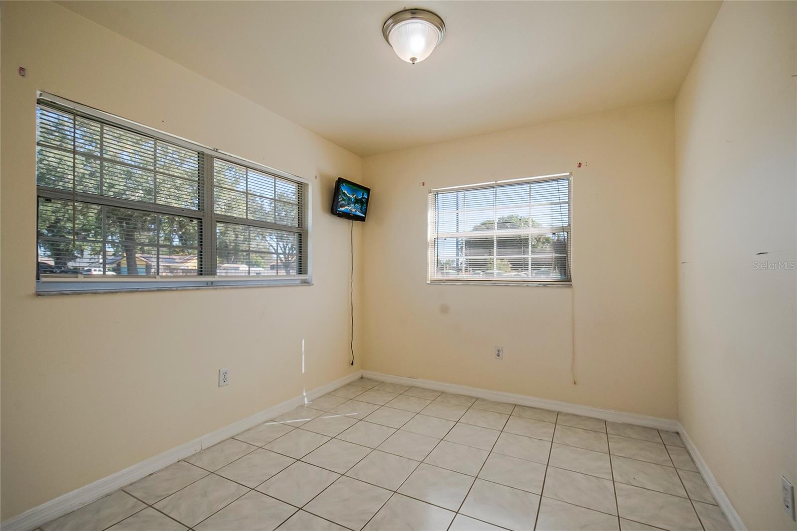 Image 41 of 51 For 1740 Neptune Road