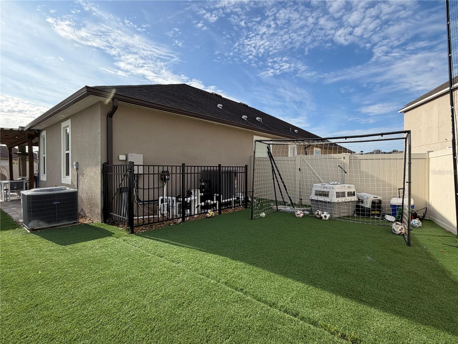 Image 14 of 25 For 2422 Riverbank Cove