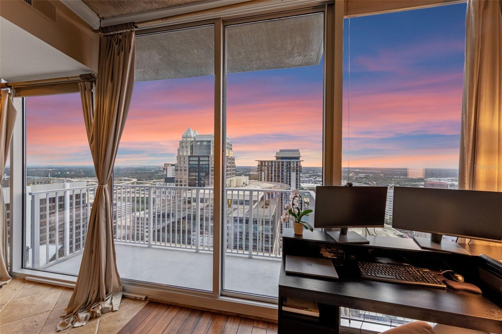 Image 13 of 39 For 155 Court Avenue 2710