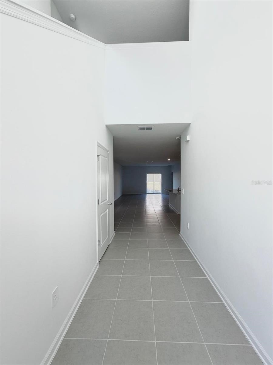 Image 12 of 27 For 1547 Jessica Boulevard