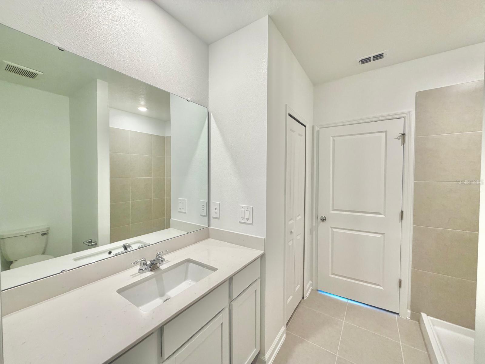 Image 16 of 27 For 1547 Jessica Boulevard