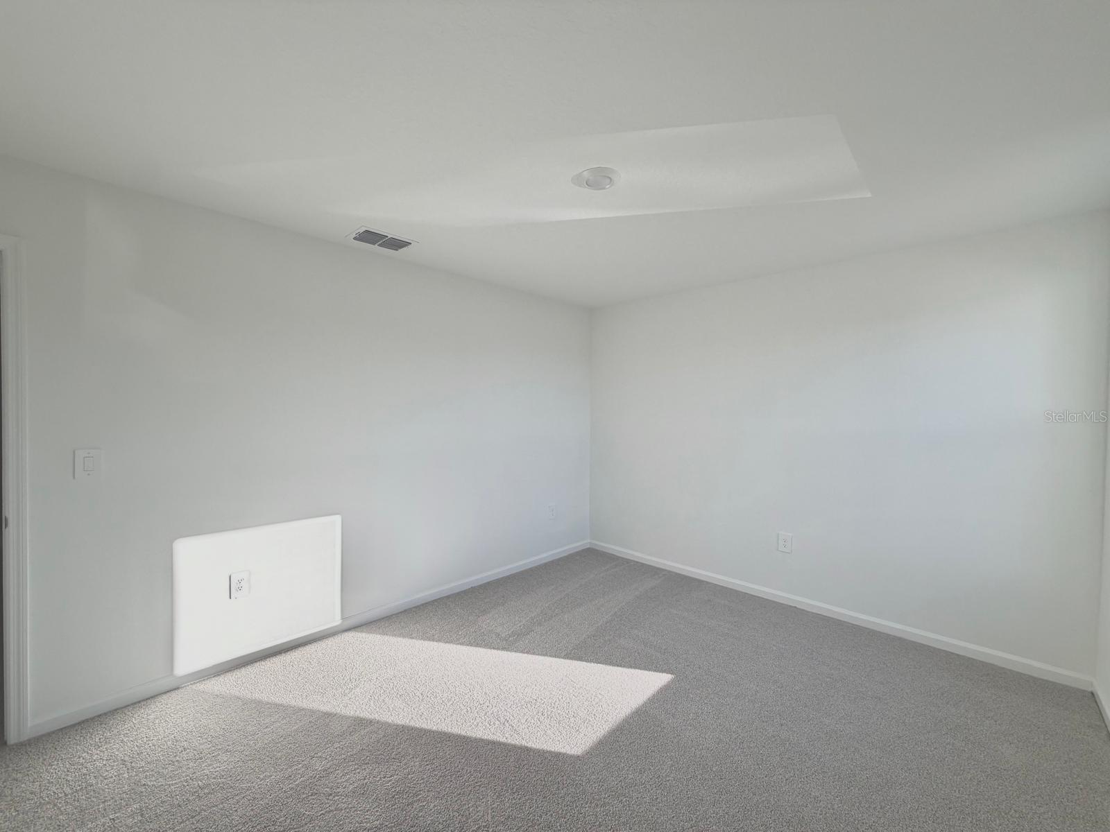 Image 19 of 27 For 1547 Jessica Boulevard