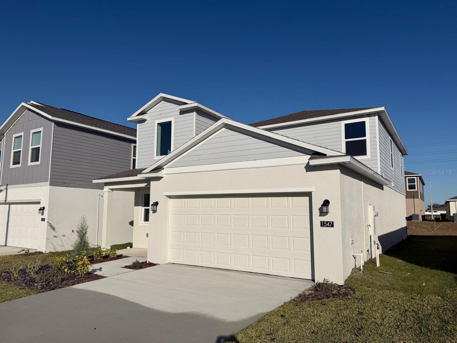 Image 2 of 27 For 1547 Jessica Boulevard