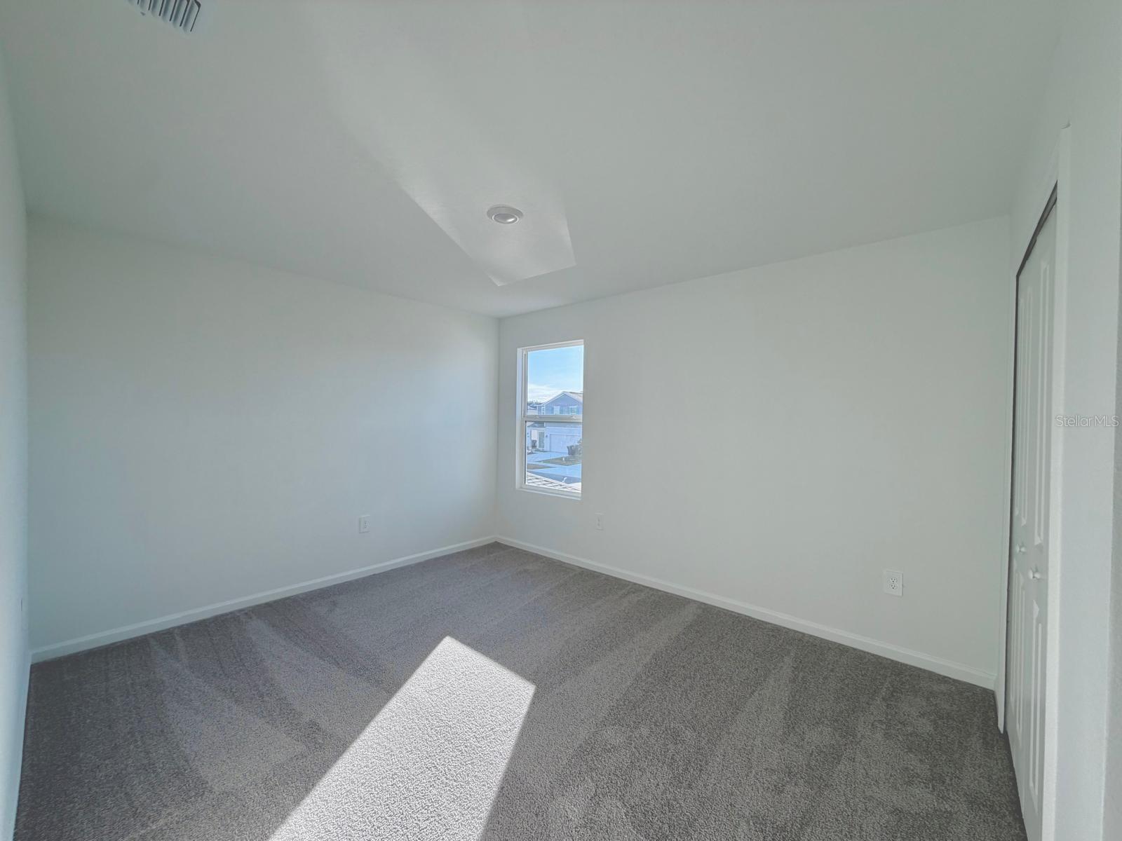 Image 20 of 27 For 1547 Jessica Boulevard