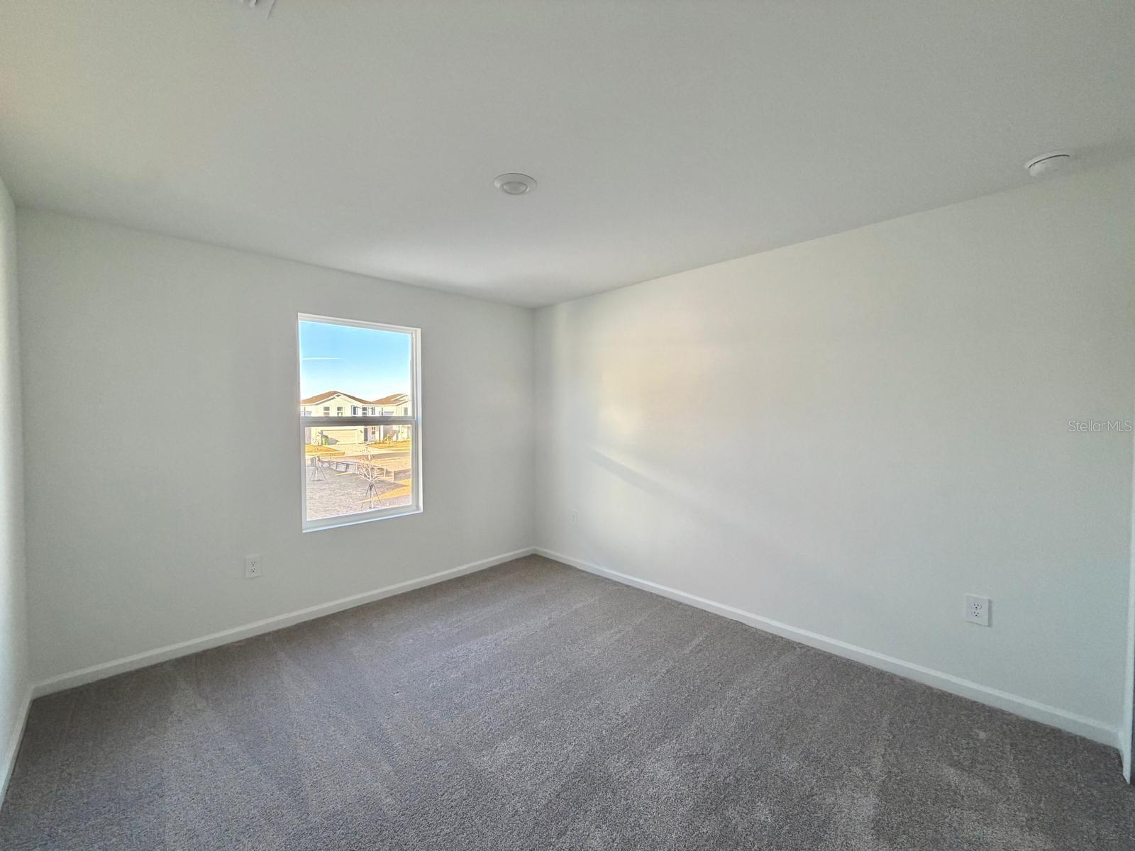 Image 25 of 27 For 1547 Jessica Boulevard