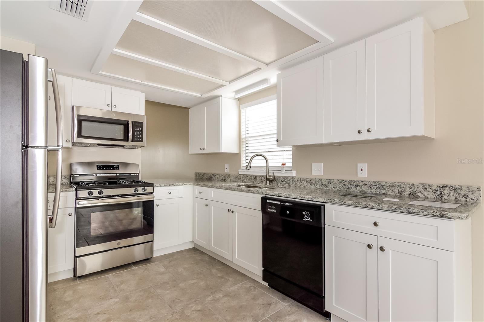 Image 5 of 15 For 3211 Timberline Road