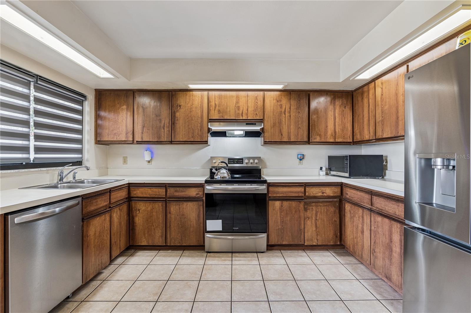 Image 18 of 35 For 8025 Marcella Drive