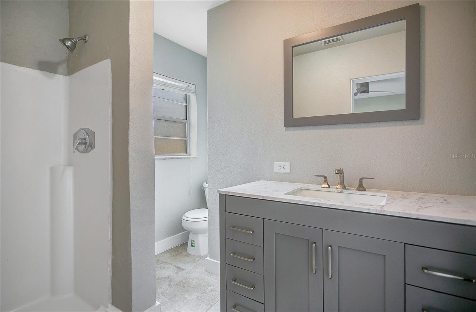 Image 8 of 14 For 541 Capen Avenue